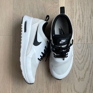 White Air Max Thea - size 5